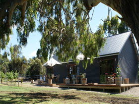  Queensland Tourism
