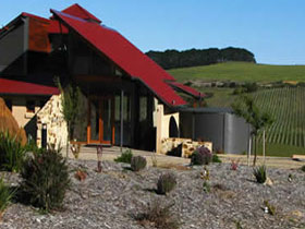 Parri Estate Mount Compass Cellar Door - QLD Tourism 0