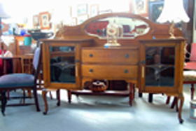Ring Road Antique Centre - Queensland Tourism 0