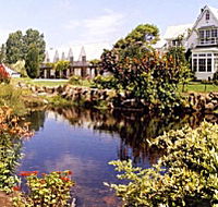 Hawley House Vineyard - Queensland Tourism