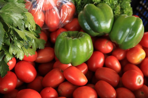 Burleigh Heads Markets - QLD Tourism 0