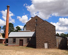 Strathlea VIC QLD Tourism