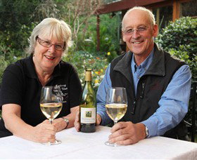 Mandurang Valley Wines - QLD Tourism 0