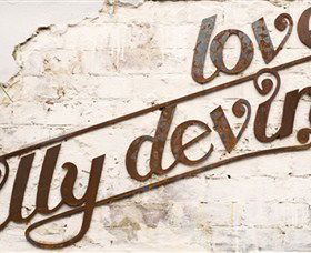 Love, Tilly Devine - Queensland Tourism 0