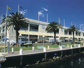 Sydney Fish Market - Queensland Tourism 0