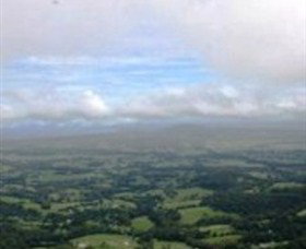 Drawing Room Rocks - QLD Tourism 0