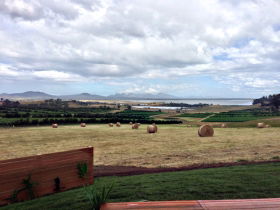 The Hazards Vineyard - Devil's Corner - QLD Tourism 0