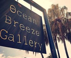 Ocean Breeze Gallery - QLD Tourism 0