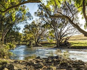 Snowy Valleys Way Touring Route - Queensland Tourism 0
