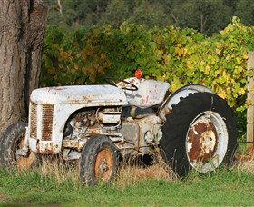 Ten Minutes By Tractor - QLD Tourism 0