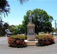 Goombungee War Memorial - Queensland Tourism
