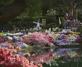 Cockington Green Gardens - Queensland Tourism 2