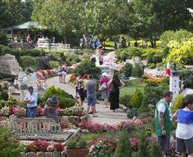 Cockington Green Gardens - Queensland Tourism 1