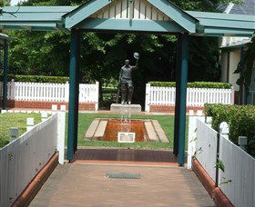 Canons Shuttles Day Tours - Queensland Tourism 4