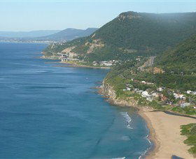 Bailey's Sydney - Tours For People Who Don't Like Tours - QLD Tourism 0