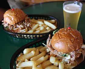 Daves Brewery Tours - Queensland Tourism 7