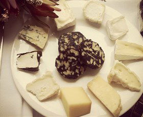 McIntosh & Bowman Cheesemongers - Queensland Tourism 7