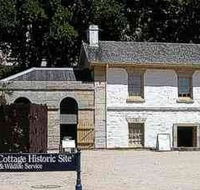 Cadmans Cottage - Queensland Tourism