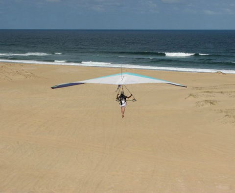 Air Sports - QLD Tourism 4