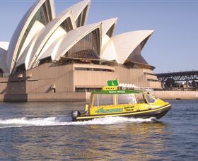 Aussie Water Taxis - Queensland Tourism 0