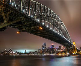 Candid Town Photography - Queensland Tourism 0