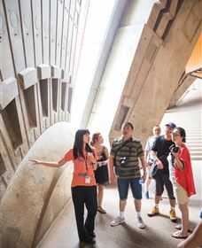 Sydney Opera House Tours - Queensland Tourism 1