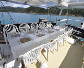 A Luxury Yacht On Sydney Harbour - Queensland Tourism 4