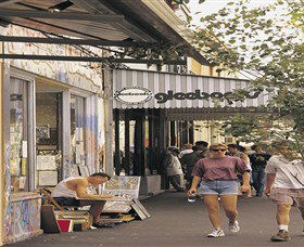 Glebe Point Road - Queensland Tourism 1
