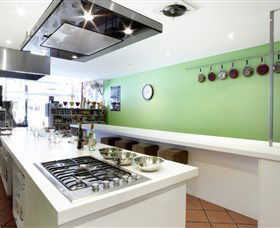 Sydney Cooking School - Queensland Tourism 1