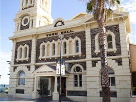 Bay Discovery Centre Museum - Queensland Tourism 0