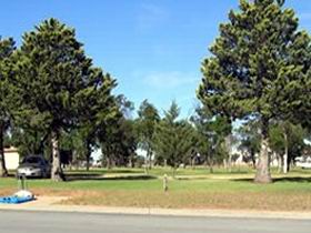Loxton Motorhome Reserve - Queensland Tourism 0