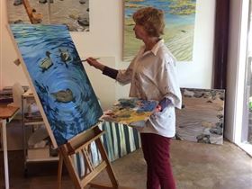 The Stable Studio At The Mill - Queensland Tourism 2