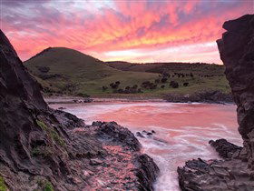Blowhole Beach - Queensland Tourism 0