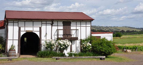 Bell River Estate Winery - QLD Tourism 5