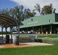 Andrew Peace Wines - Queensland Tourism