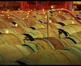 Andrew Peace Wines - Queensland Tourism 6