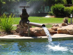 Great Artesian Spa - QLD Tourism 1