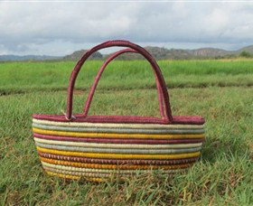 Injalak Arts And Crafts - QLD Tourism 1