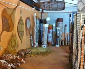 Maningrida Arts And Culture - QLD Tourism 0