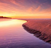 Saunders Beach - QLD Tourism