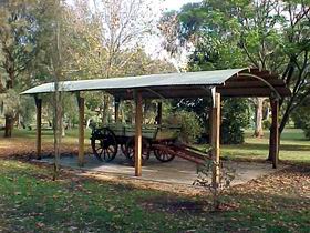 Umpherston Sinkhole - QLD Tourism 2