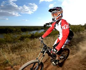 Narrandera Bike And Hike Track - QLD Tourism 3