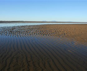 Illawong Beach - QLD Tourism 1