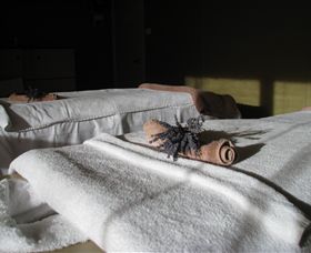 Daylesford Massage Healing Centre - Queensland Tourism 3