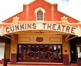Merredin Cummins Theatre - QLD Tourism 1