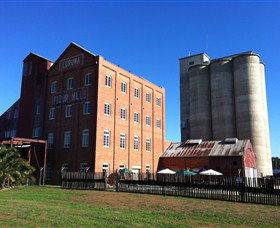 Corowa Whisky And Chocolate - Queensland Tourism 0
