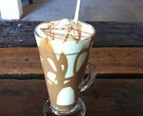 Corowa Whisky And Chocolate - Queensland Tourism 2