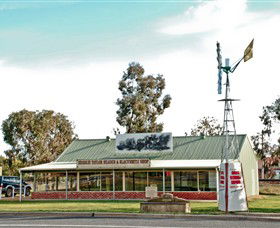 Headlie Taylor Header And Blacksmiths Shop - QLD Tourism 0