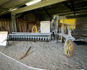 Headlie Taylor Header And Blacksmiths Shop - QLD Tourism 1