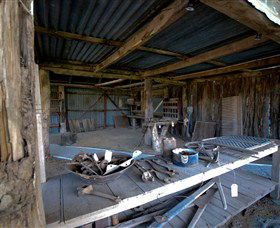 Headlie Taylor Header And Blacksmiths Shop - QLD Tourism 2